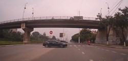 Quay đầu ô tô kiểu này có ngày ăn chuối cả nải