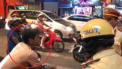 Cười XỈU với Thanh niên có hơi men ghẹo nhóm CSGT