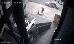 Video: Nghẹt thở hành trình người bố lái xe truy đuổi kẻ bắt cóc con trai như phim hành động