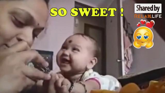 Cutting down the nail for baby need to be very careful.