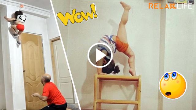 How talented of the baby girl.