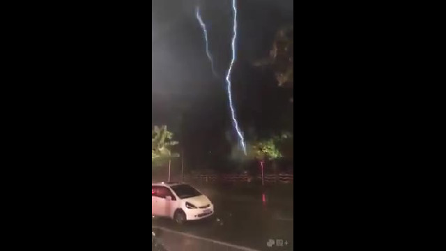 Have you ever seen lightning like that?